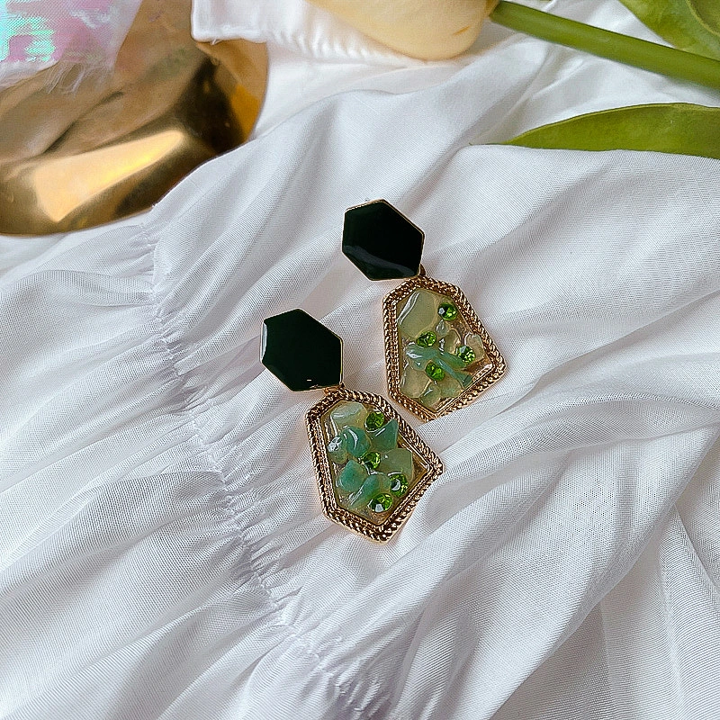 925 Silver Needle pure and fresh Daisy Earrings female 2020 summer new holiday style green series popular earrings