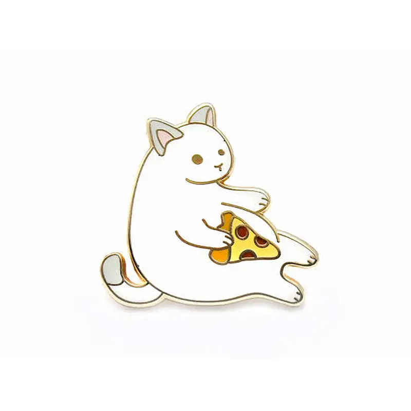 China manufacturers Custom lucky cat hard Enamel Lapel Pin