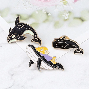 Factory Making Wholesale Fashion Gift Custom Soft Enamel Dolphin Fish Pin Brooch