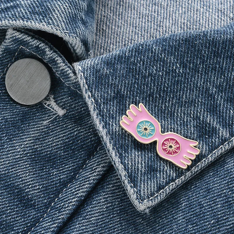Luna Lovegood Spectrespecs Glasses Enamel Lapel Pin