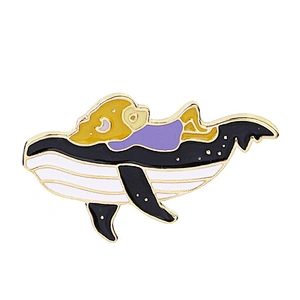 Factory Making Wholesale Fashion Gift Custom Soft Enamel Dolphin Fish Pin Brooch