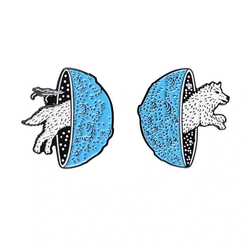 Dye Black Wolf Soft Enamel Lapel Pin Badges