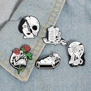 Wholesale In Stock Custom Horror Character Design Badge Human Skeleton Soft Enamel Lapel Pin