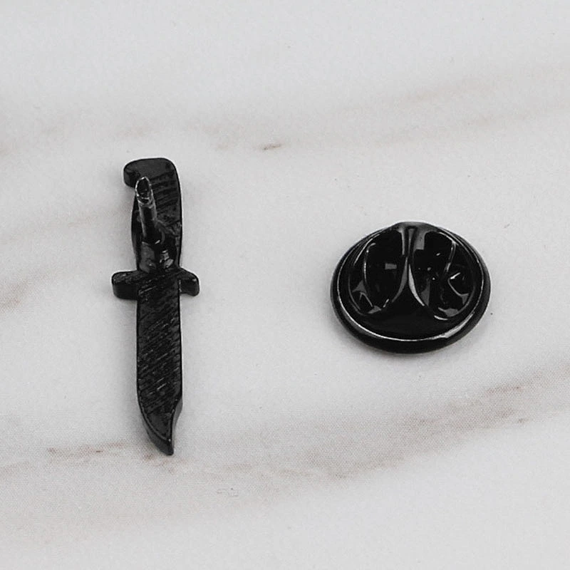 Factory Wholesale In Stock Gift Custom Design Black White Enamel Punk Knife Pin