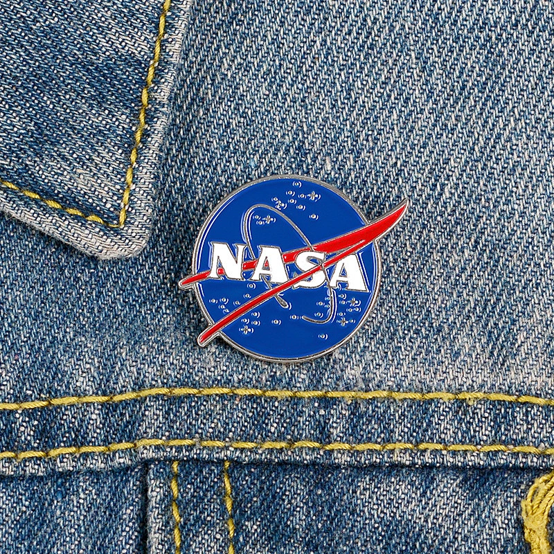 Factory Wholesale In Stock Custom Design Logo NASA Enamel Brooch Lapel Pin for Cloth