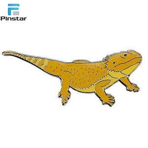 Custom high quality lizard animal soft enamel lapel pin manufactures