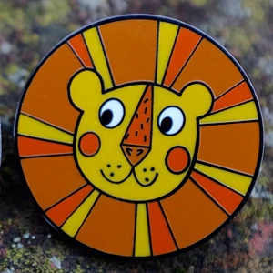 lion circle shape cartoon custom hard enamel pin