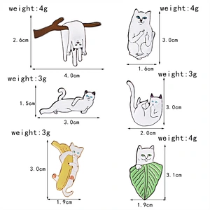 Wholesale In Stock Animal Characters Badge White Lazy Cat Enamel Lapel Pin