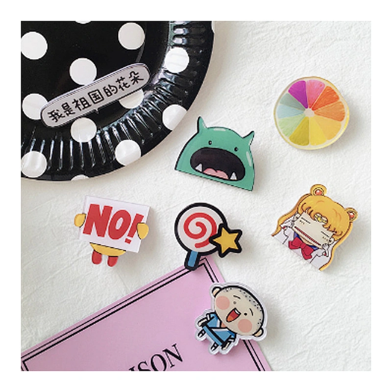 Various custom acrylic plastic badge with safety pin in stock