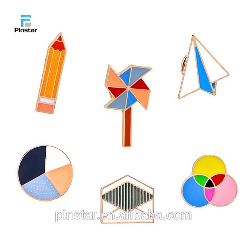 China Manufacturer High Quality Enamel Lapel Pin Paple Plane Shape Badge