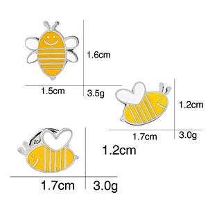 Factory Making Wholesale Cute Custom Carton Pins Black Yellow Enamel Honey Bee Pin