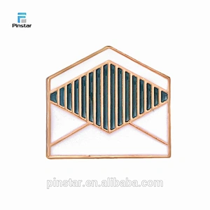 China Manufacturer High Quality Enamel Lapel Pin Paple Plane Shape Badge