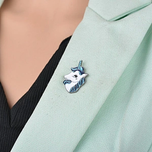 Hot Sale In Stock Fancy Unicorn Metal Brooch Pin Unicorn Head Soft Enamel Pin