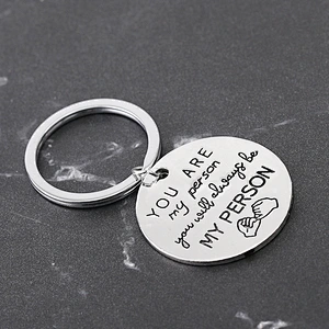 Cheap Personalized Gift You Are My Person Round Metal Couple Keychain with Letter Engraved