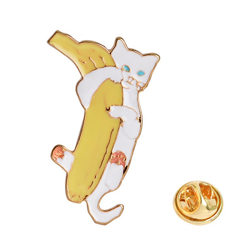 Wholesale In Stock Animal Characters Badge White Lazy Cat Enamel Lapel Pin