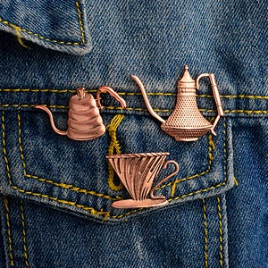 Wholesale In Stock Vintage Coffeepot Bade Antique Copper Metal Coffee Pot Lapel Pin