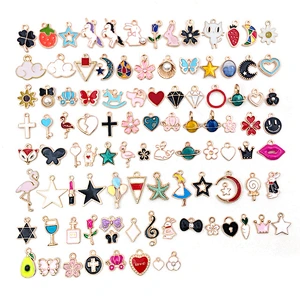 Cheap DIY 100 Pieces Variety Cute Animal Flower Fruit Necklace Pendant Designer Charms for Bracelet Making Jewelry