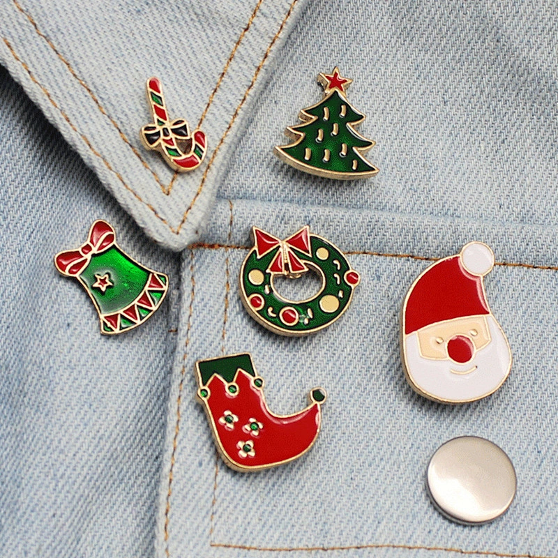 Wholesale Vintage Handmade Rhinestone Christmas Pins and Brooches No Minimum