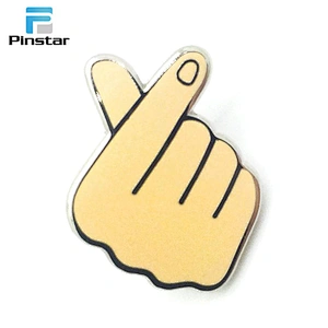 Custom made soft enamel metal anime character logo clutch lapel pins