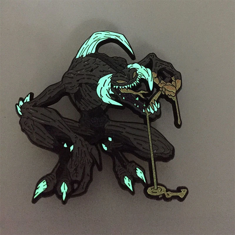 Factory Making High Quality Custom Blooding Monster Enamel Pin Glow In The Dark