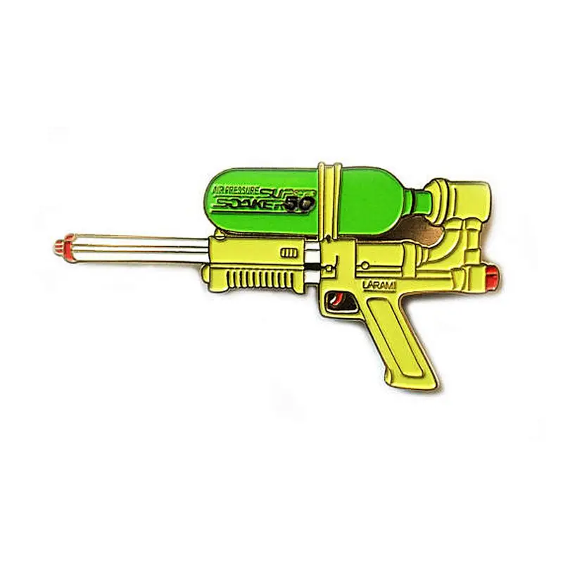 China manufacturers Custom gun Enamel Lapel Pin