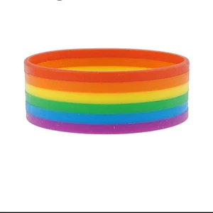 Wholesale In Stock LGBT Bracelets Gay Pride Silicone Band LGBT Rainbow Bracelet