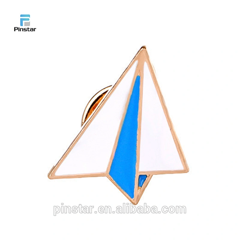 China Manufacturer High Quality Enamel Lapel Pin Paple Plane Shape Badge