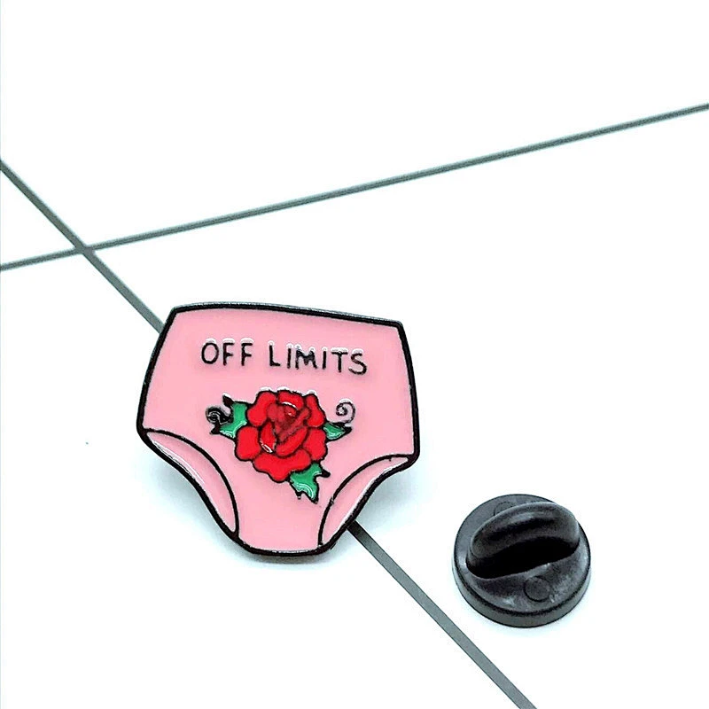 Sexy Bra Underpants with Rose Flower Pink Color Lapel pin