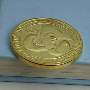 Factory Making Cheap Promotional High Quality Custom Company Brand Logo Shiny Gold Coins