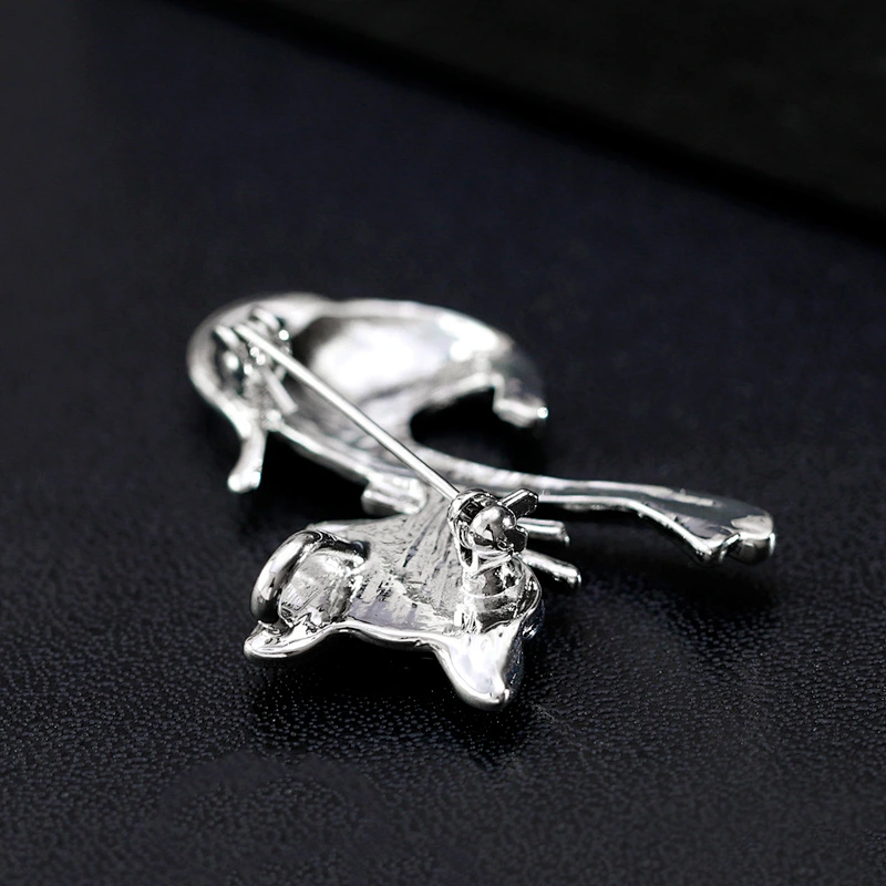 Japanese Cute Simple Brooch Personalized Fashion Cat Animal Brooch for Women