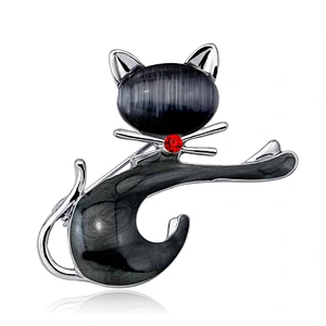 Japanese Cute Simple Brooch Personalized Fashion Cat Animal Brooch for Women