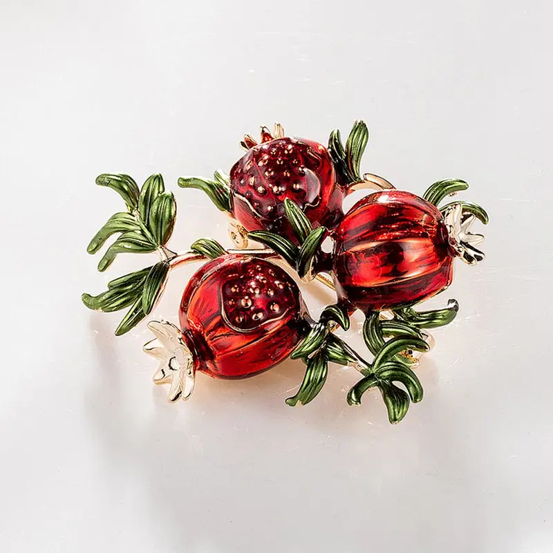 New Fashion Retro Fruit Brooch Custom Pomegranate Women Brooches Pins in Stock