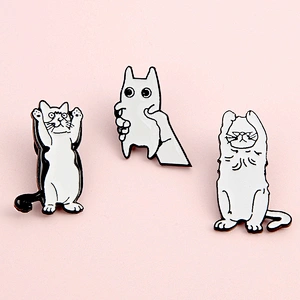 Cute Cartoon Black and White Cat Alloy Enamel Pins Brooch Lazy Kitten Fashion Pin Badge Custom