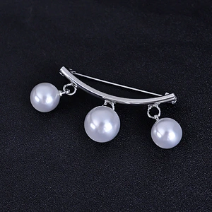 Korean Fashion Simple Pearl Brooch V Type Neck Safety Pin Brooch with Pearl