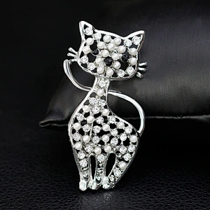 Cute Female Fashion Kitten Pearl Crystal Brooch Birthday Gift