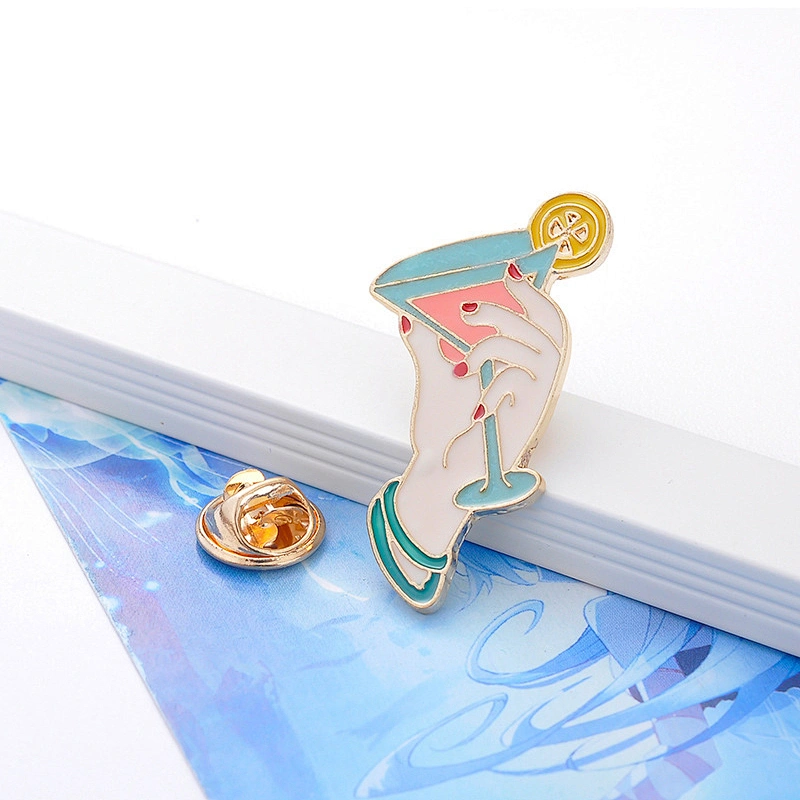 Cute Juice Pin Enamel Badge Parrot Lapel Pin Brooch