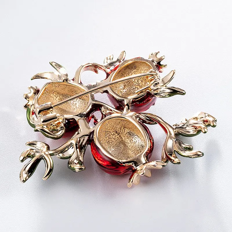 New Fashion Retro Fruit Brooch Custom Pomegranate Women Brooches Pins in Stock