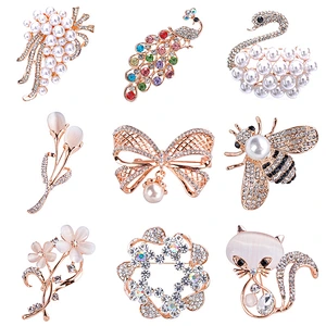 Fashion Pearl Brooch Rhinestone Scarf Buckle Alloy Brooches Pin Women Clothing Accessories