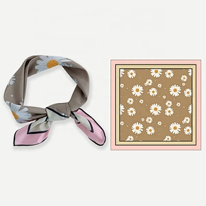 Hot seling popular in Korea little Daisy bandana women scarf silk scarves