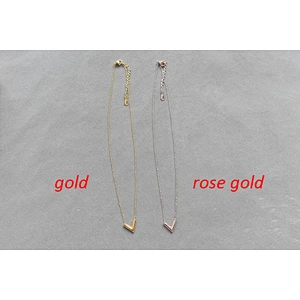 Jewelry high polished shinny alloy V pendant necklace custom