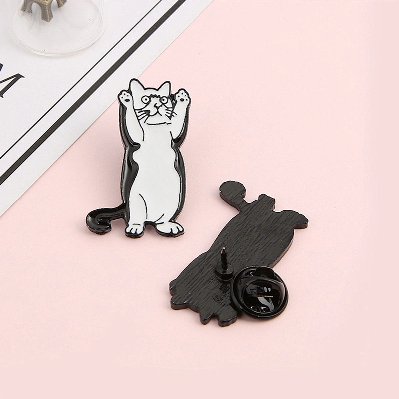 Cute Cartoon Black and White Cat Alloy Enamel Pins Brooch Lazy Kitten Fashion Pin Badge Custom