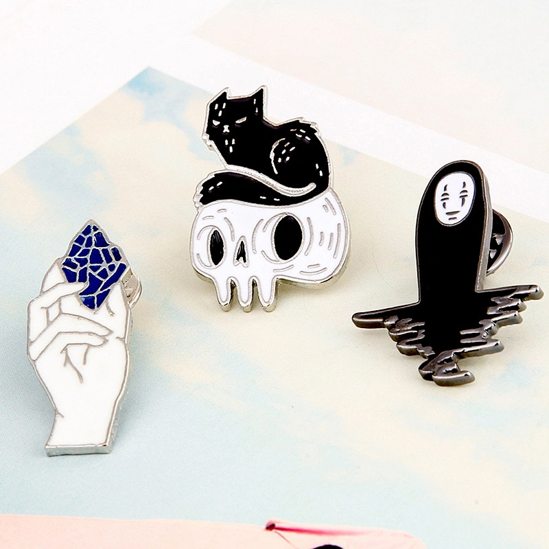 Cartoon Skull Brooch Pins Fashion Faceless Man Gem Pins Enamel Custom