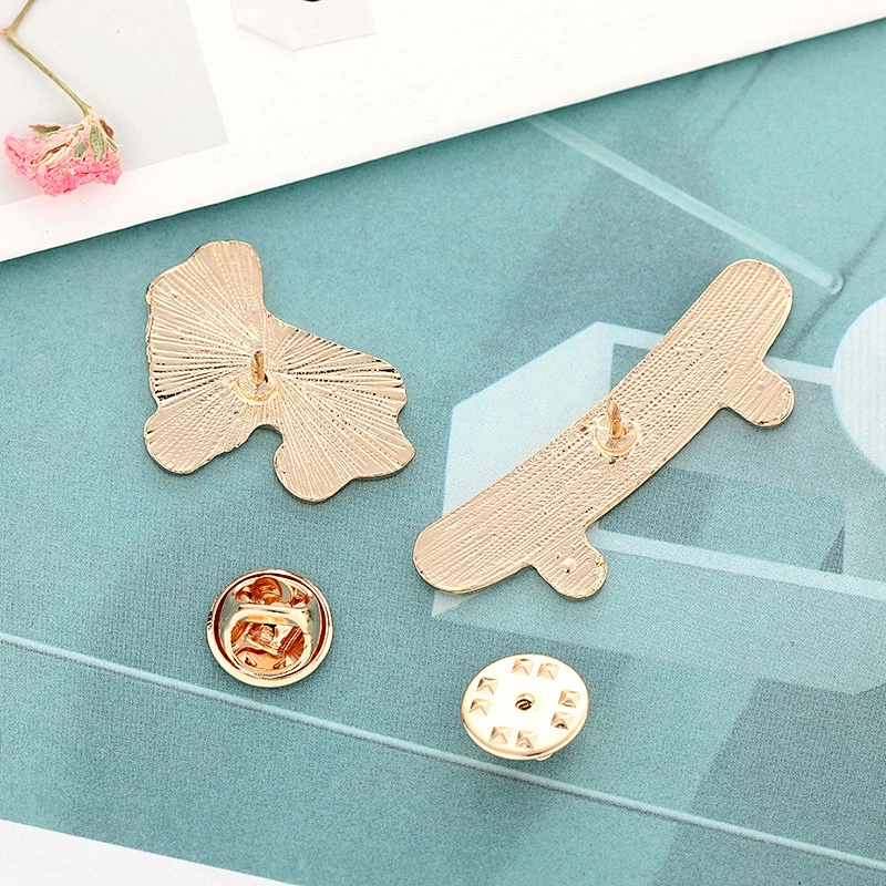 New Creative Design Roller Skates Lapel Brooch Scooter Custom Enamel Pin Sport