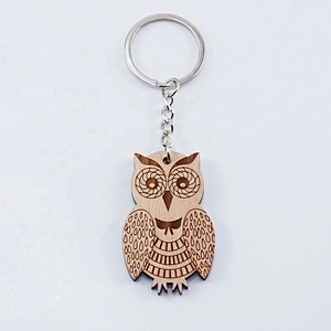 maple leaf keyring wooden keychain