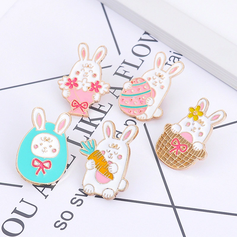Custom Badge Cartoon Pink Rabbit Enamel Brooch Bag and Coat Lapel Pin