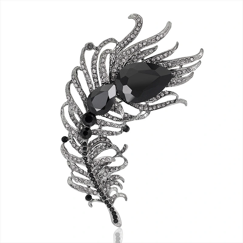 Europe and the United States Crystal Trendy Peacock Feather Rhinestone Brooch Coat Accessories