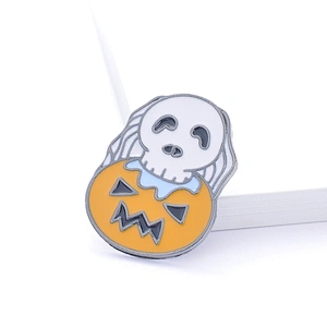 Skull Pirate Spider Web Pumpkin Enamel Soft Pin brooch Wholesale Custom Lapel Pins