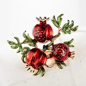 New Fashion Retro Fruit Brooch Custom Pomegranate Women Brooches Pins in Stock