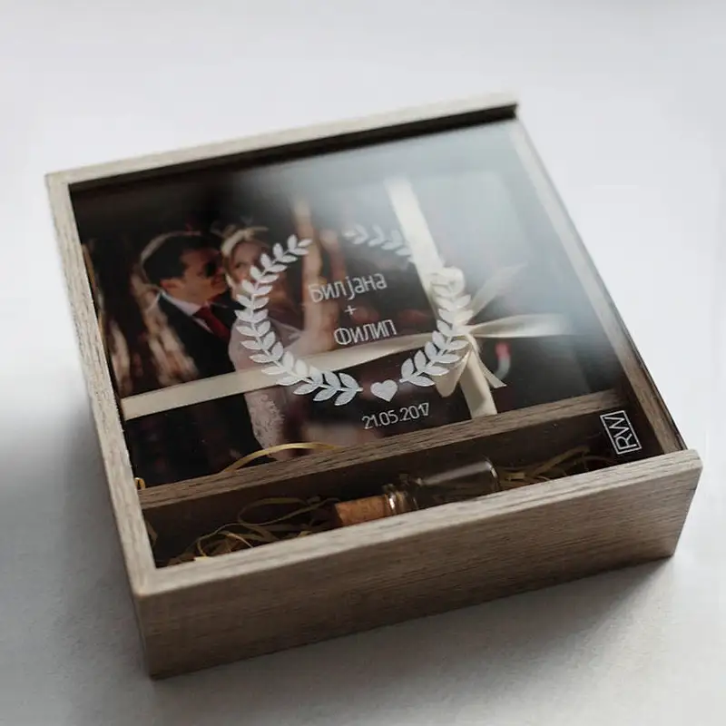 Print Box 5X7' wedding box  Unique client presentation  wedding photo packaging   wooden photo box