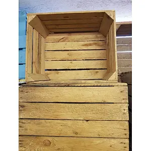 EUROPEAN APPLE CRATE - Vintage Wooden Apple Crate, Rustic Wood Box, Wedding Decor, 2020